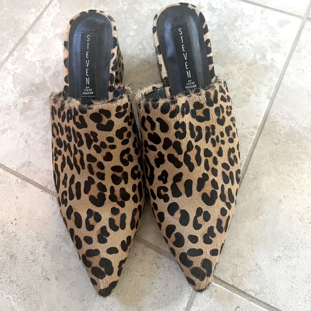 Steven by Steve Madden women’s Fedor Cheetah calf hair mules size 8